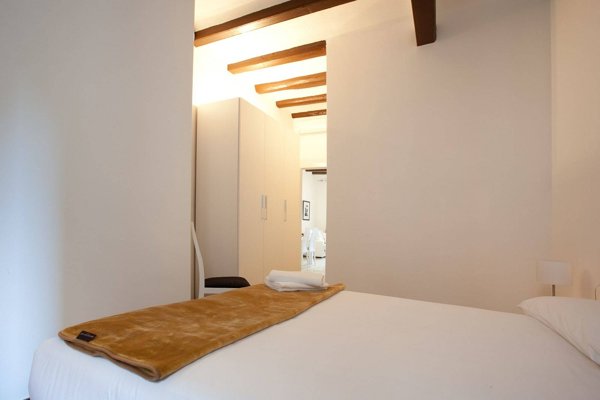 Barnapartments Basic Gracia Barcelona Exteriör bild